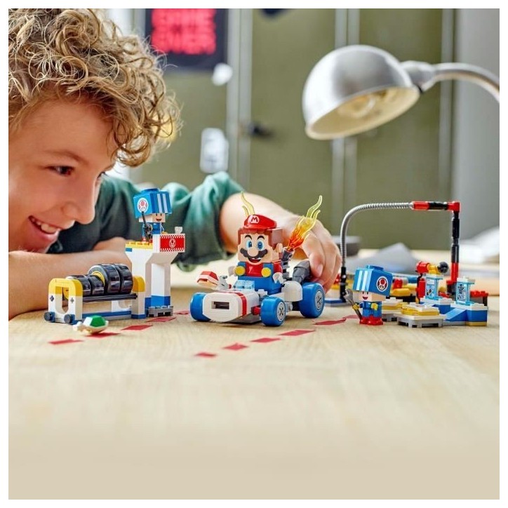 LEGO Super Mario 72035 Mario Kart – Garage de Toad - Jouet Nintendo personnalisable