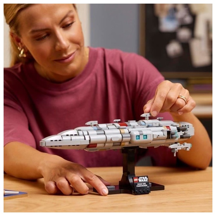 LEGO Star Wars : Le Retour du Jedi 75405 Le Starcruiser Home One - Maquette pour adulte LEGO Star Wars : Le Retour du Jedi 75405 Le Starcruiser Home One - Maquette pour adulte