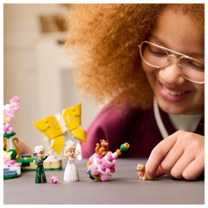 LEGO Wicked 75688 Le Mariage de Glinda - Jouet des 8 ans - Figurines de Papillons - Cadeau LEGO Wicked 75688 Le Mariage de Glinda - Jouet des 8 ans - Figurines de Papillons - Cadeau