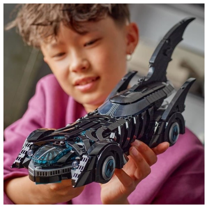 LEGO DC Batman 76304 Batmobile Batman Forever - Jeu de Construction enfant des 12 ans LEGO DC Batman 76304 Batmobile Batman Forever - Jeu de Construction enfant des 12 ans
