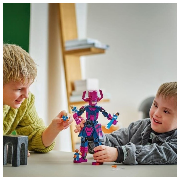 LEGO | Marvel 76316 Les Quatre Fantastiques contre la figurine de Galactus - Jeu des 9 ans LEGO | Marvel 76316 Les Quatre Fantastiques contre la figurine de Galactus - Jeu des 9 ans