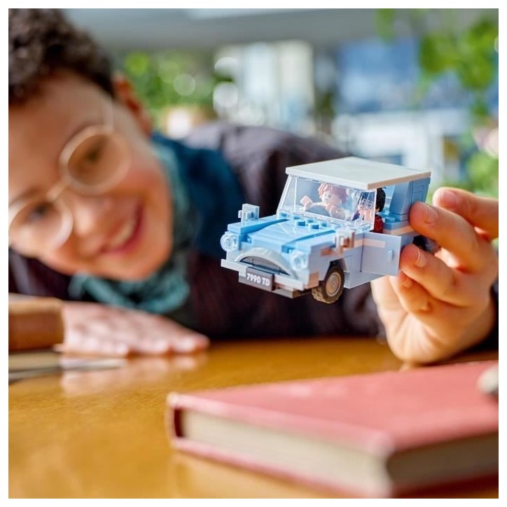 LEGO Harry Potter 76424 La Ford Anglia Volante, Jouet pour Enfants, Voiture a Construire LEGO Harry Potter 76424 La Ford Anglia Volante, Jouet pour Enfants, Voiture a Construire