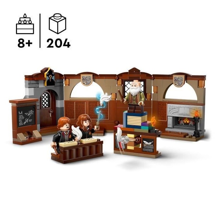 LEGO Harry Potter 76442 Le château de Poudlard : le cours de sortileges - Jouet collector