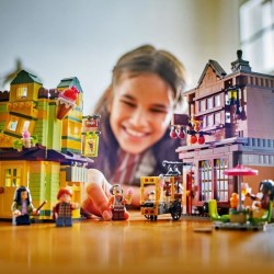 LEGO Harry Potter 76452 Magasin d'Accessoires de Quidditch et Marchand
