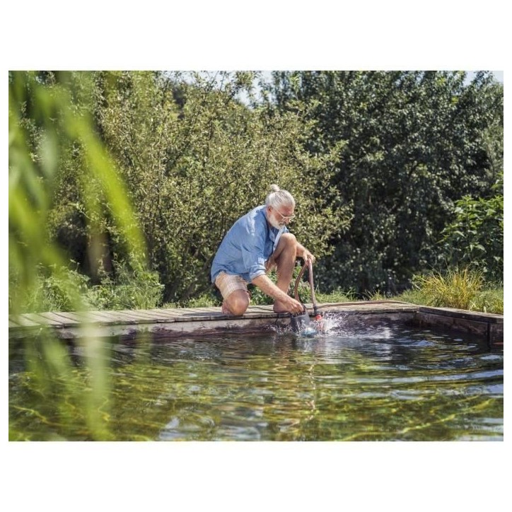 GARDENA Pompe d'évacuation eaux chargées 9000 – 300W – Débit max 9000l/h & pression max 0.6bar – Extension garantie 5 a