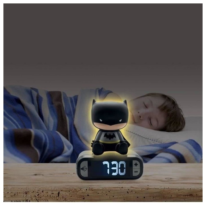Réveil veilleuse digital LEXIBOOK - Batman - 3D lumineux et sonore - Noir - Enfant Réveil veilleuse digital LEXIBOOK - Batman - 3D lumineux et sonore - Noir - Enfant