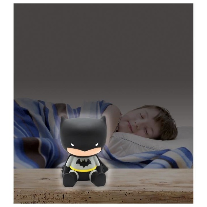 Veilleuse 3D Batman - LEXIBOOK - Lumiere LED - Anti chocs - Enfant - 3 ans et plus Veilleuse 3D Batman - LEXIBOOK - Lumiere LED - Anti chocs - Enfant - 3 ans et plus