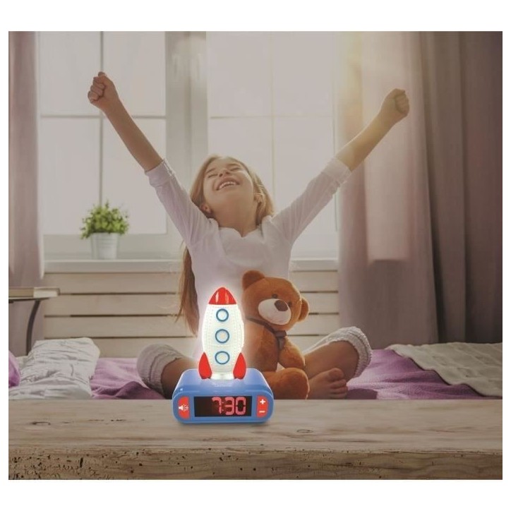 Réveil veilleuse digital LEXIBOOK - Fusée - 3D lumineux et sonore - Bleu, blanc et rouge - Enfant Réveil veilleuse digital LEXIBOOK - Fusée - 3D lumineux et sonore - Bleu, blanc et rouge - Enfant