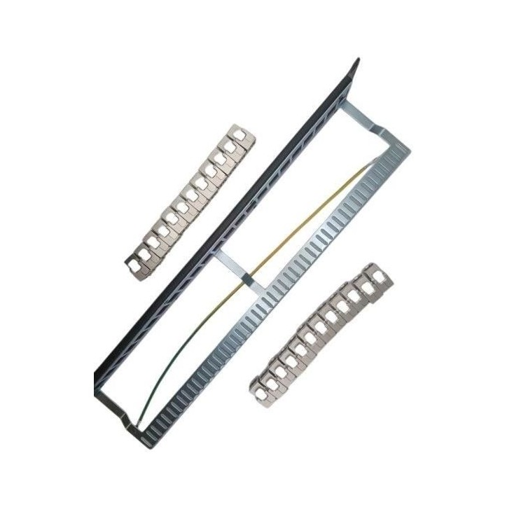 Panneau de brassage 24 ports + 24 noyaux keystone RJ45 Cat.6a - LINEAIRE - KIT5024AS - Courts - Blindés Panneau de brassage 24 ports + 24 noyaux keystone RJ45 Cat.6a - LINEAIRE - KIT5024AS - Courts - Blindés