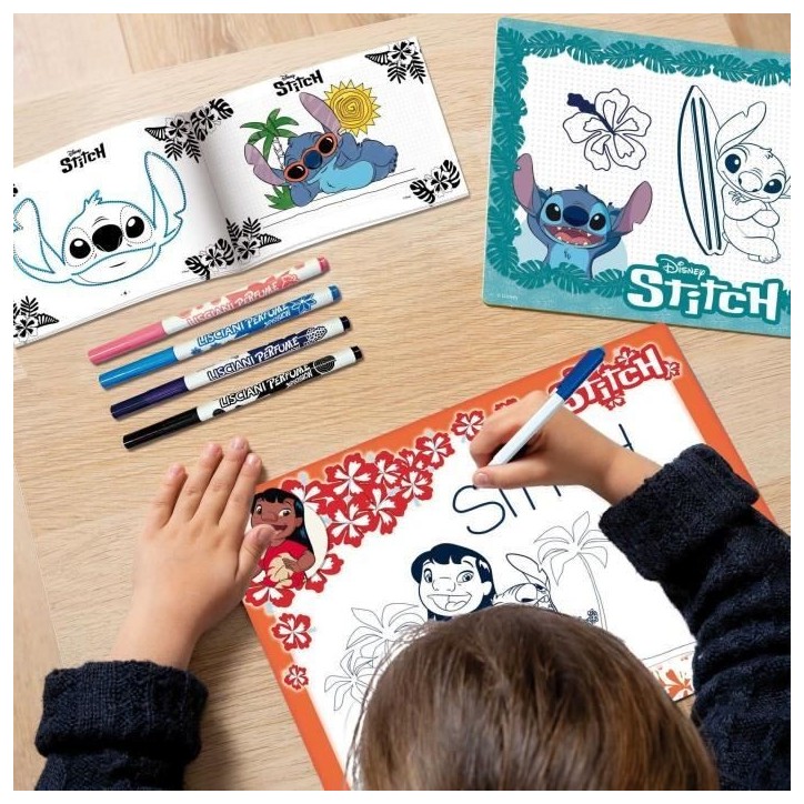 Kit de dessin - LISCIANIGIOCHI - STITCH - Feutres parfumés - Crayons decouleur, autocollants Kit de dessin - LISCIANIGIOCHI - STITCH - Feutres parfumés - Crayons decouleur, autocollants