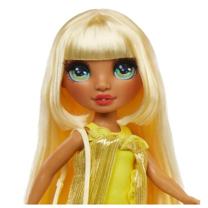 Rainbow High Swim & Style - Poupée mannequin ariculée 27 cm - Sunny (Jaune) - Maillot de bain + Paréo - a partir de 4 ans Rainbow High Swim & Style - Poupée mannequin ariculée 27 cm - Sunny (Jaune) - Maillot de bain + Paréo - a partir de 4 ans