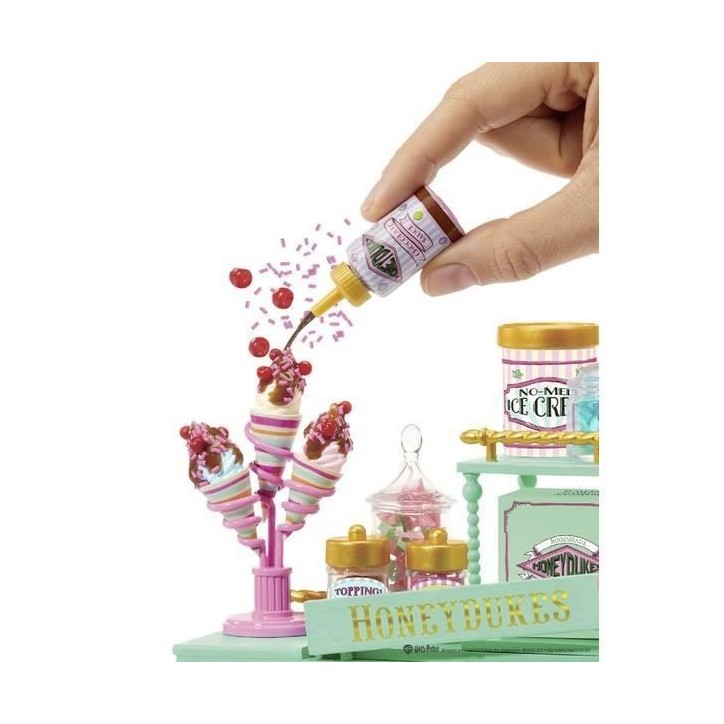 MGA's Miniverse - Make It Mini Harry Potter Playset Honeydukes MGA's Miniverse - Make It Mini Harry Potter Playset Honeydukes