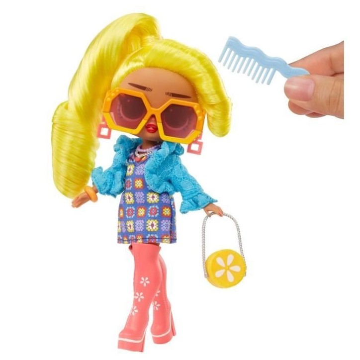 L.O.L. Surprise Tweens - Poupée mannequin articulée 24 cm - Hana Groove - 2 tenues et plusieurs accessoires - A partir de 4 an L.O.L. Surprise Tweens - Poupée mannequin articulée 24 cm - Hana Groove - 2 tenues et plusieurs accessoires - A partir de 4 an