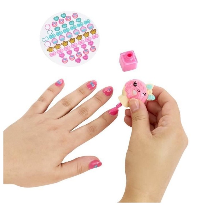 Yummiland Beauty Bag Playset + Lip Gloss Doll - Cupcake Beauty Bag Yummiland Beauty Bag Playset + Lip Gloss Doll - Cupcake Beauty Bag