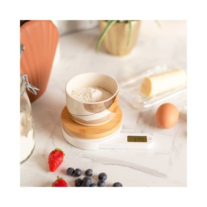 Balance de cuisine dynamo - LIVOO - DOM466 - Plateau bambou - Sans pile ni chargement - Max. 5 kg - 4 unités de mesure - Ecran Balance de cuisine dynamo - LIVOO - DOM466 - Plateau bambou - Sans pile ni chargement - Max. 5 kg - 4 unités de mesure - Ecran