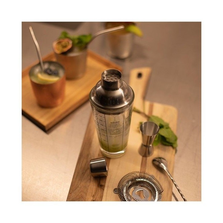 Set a cocktails - LIVOO - GS156 - 400 ml - Acier inoxydable - 1 shaker, 1 doseur, 1 cuillere, 1 passoire - Double graduation Set a cocktails - LIVOO - GS156 - 400 ml - Acier inoxydable - 1 shaker, 1 doseur, 1 cuillere, 1 passoire - Double graduation