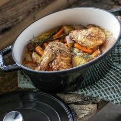 Cocotte ovale - LIVOO - MEP129N - 4,5 L - Fonte émaillée - Couvercle