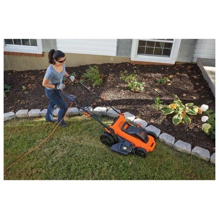 Tondeuse électrique filaire - BLACK+DECKER - LM2000-QS - 2000W - 48cm de coupe - Mulching, éjection latérale ou bac 50L Tondeuse électrique filaire - BLACK+DECKER - LM2000-QS - 2000W - 48cm de coupe - Mulching, éjection latérale ou bac 50L
