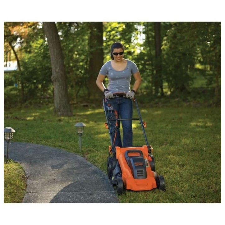 Tondeuse électrique filaire - BLACK+DECKER - LM2000-QS - 2000W - 48cm de coupe - Mulching, éjection latérale ou bac 50L Tondeuse électrique filaire - BLACK+DECKER - LM2000-QS - 2000W - 48cm de coupe - Mulching, éjection latérale ou bac 50L