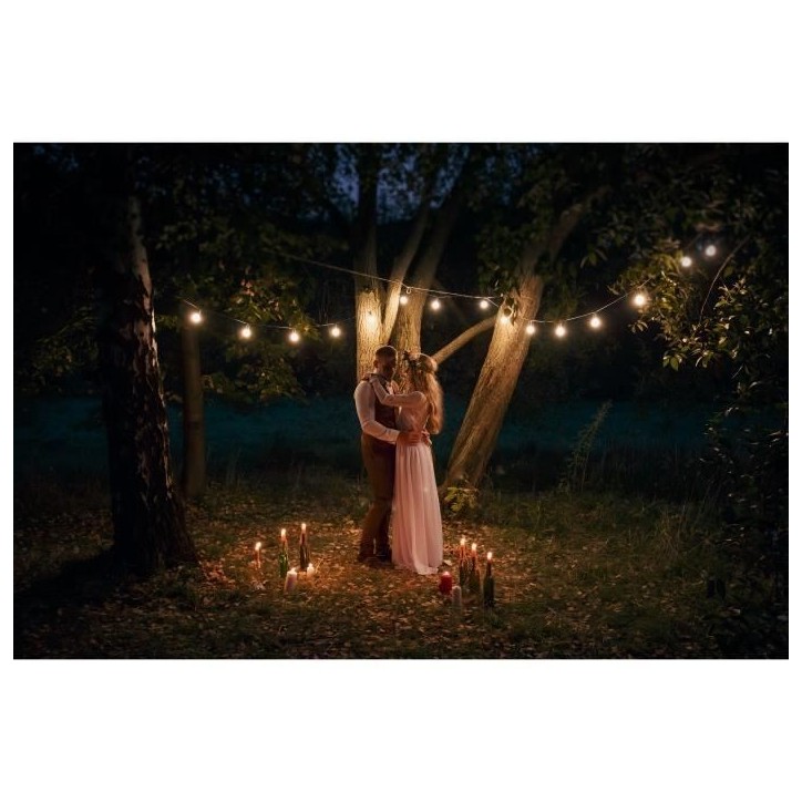 Guirlande lumineuse LED Link Me Light - 10 ampoules - douille E27 - blanc chaud - 5m Guirlande lumineuse LED Link Me Light - 10 ampoules - douille E27 - blanc chaud - 5m