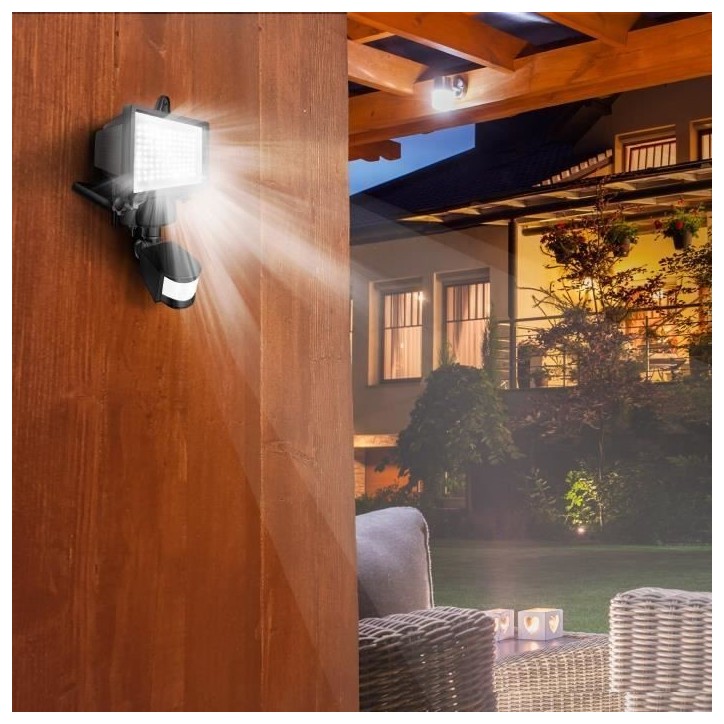 LUMI JARDIN Projecteur solaire Cooper Black - H 22 cm - Noir LUMI JARDIN Projecteur solaire Cooper Black - H 22 cm - Noir