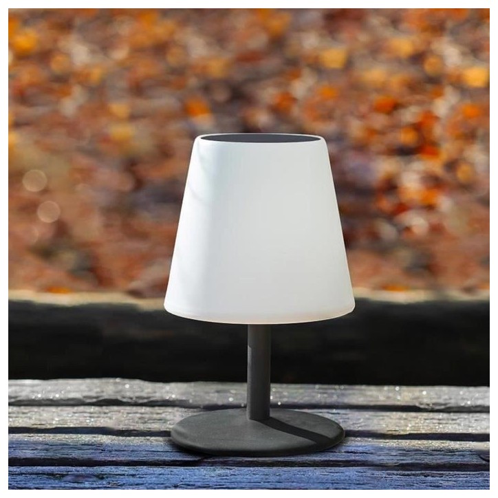 Lampe de table solaire et rechargeable - LUMISKY - STANDY TINY SOLAR - H25 cm - LED blanc chaud et blanc dimmable Lampe de table solaire et rechargeable - LUMISKY - STANDY TINY SOLAR - H25 cm - LED blanc chaud et blanc dimmable