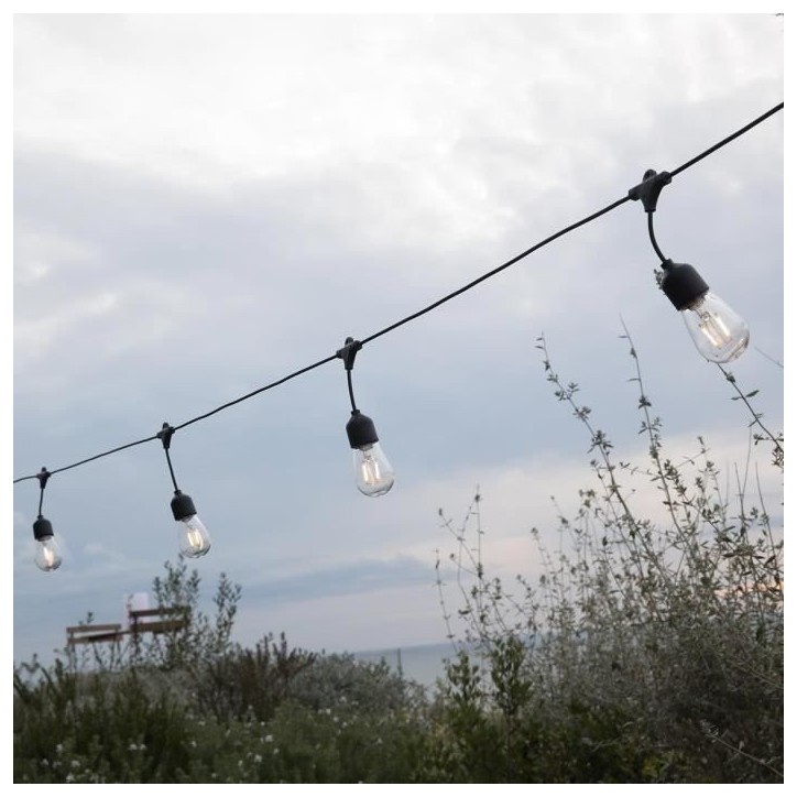 Guirlande lumineuse solaire - LUMISKY - MAFY SOLAR - 6.50 m - 10 ampoules a filament vintage - LED blanc chaud Guirlande lumineuse solaire - LUMISKY - MAFY SOLAR - 6.50 m - 10 ampoules a filament vintage - LED blanc chaud
