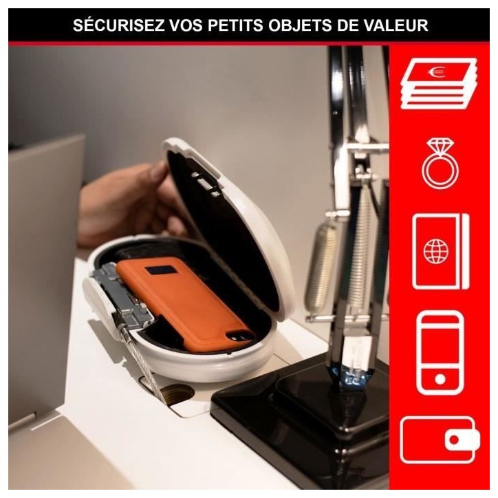 Mini Coffre-fort Portable - MASTER LOCK - 5900EURDWHT - Avec Câble - Combinaison - Blanc Mini Coffre-fort Portable - MASTER LOCK - 5900EURDWHT - Avec Câble - Combinaison - Blanc