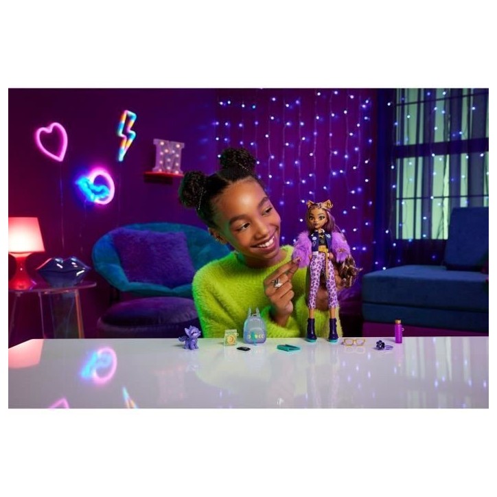 Monster High-Clawdeen Wolf-Poupée avec chien Crescent et accessoires HRP65 Monster High-Clawdeen Wolf-Poupée avec chien Crescent et accessoires HRP65
