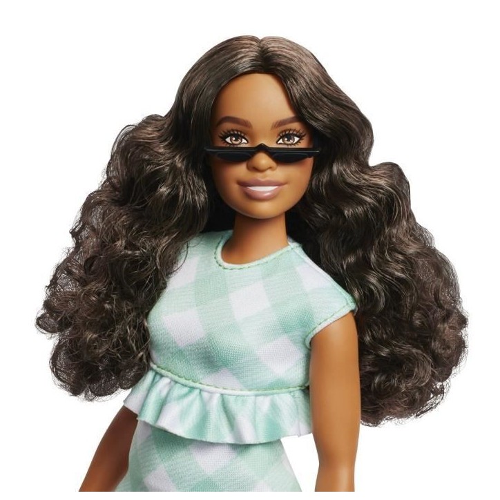 Barbie - Poupée Barbie Fashionistas Robe Vert Menthe avec lunettes - Barbie - HYT96 Barbie - Poupée Barbie Fashionistas Robe Vert Menthe avec lunettes - Barbie - HYT96