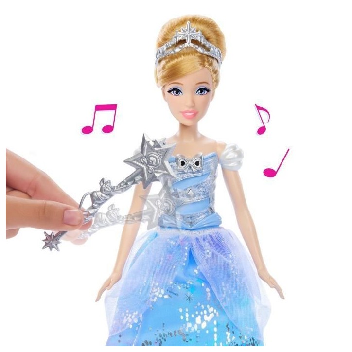 Disney Princess - Poupée Cendrillon et sa Robe Enchantée - Disney Princess - JBF94 Disney Princess - Poupée Cendrillon et sa Robe Enchantée - Disney Princess - JBF94