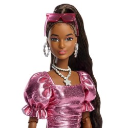 Barbie - Poupée Deluxe Style - Robe coupe boule corail métallisé -