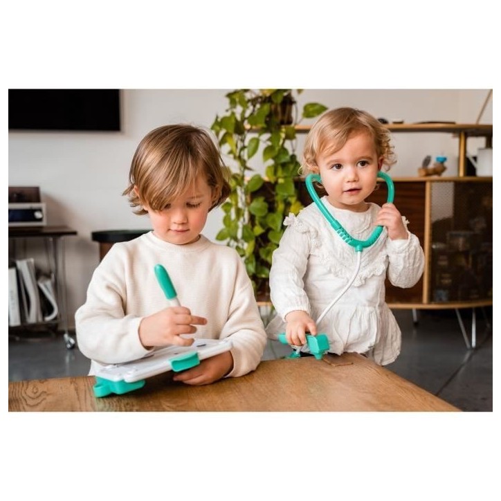 Kit Docteur - KD - Mon Kit Docteur Éducatif - Plus de 300 phrases et 15 themes éducatifs des 2 ans Kit Docteur - KD - Mon Kit Docteur Éducatif - Plus de 300 phrases et 15 themes éducatifs des 2 ans