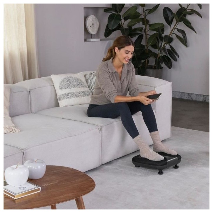 Masseur energisant 2 en 1 pieds et jambes - MEDISANA - LM 100 - Shiatsu + shaking stimulant - 2 intensités + chauffant - Noir Masseur energisant 2 en 1 pieds et jambes - MEDISANA - LM 100 - Shiatsu + shaking stimulant - 2 intensités + chauffant - Noir