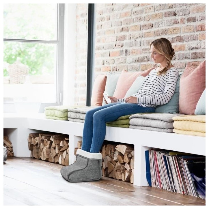 Chauffe-pieds - MEDISANA - FW 150 - 6 niveaux de température - Minuteur - Lavable - Rechauffe et soulage Chauffe-pieds - MEDISANA - FW 150 - 6 niveaux de température - Minuteur - Lavable - Rechauffe et soulage
