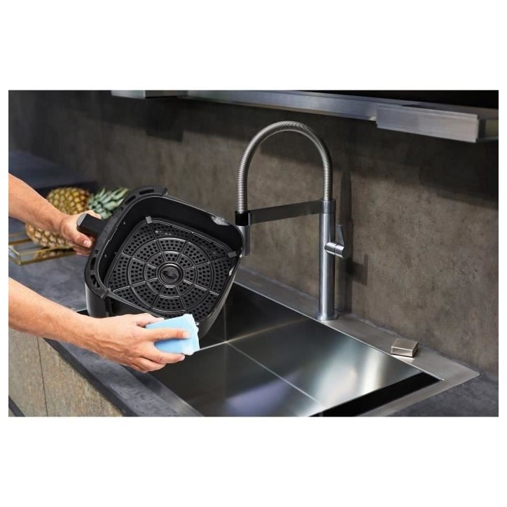 Friteuse a Air Chaud - MEDION - 50072999 - 2150 W - Ecran tactile - 9 programmes - Noir Friteuse a Air Chaud - MEDION - 50072999 - 2150 W - Ecran tactile - 9 programmes - Noir