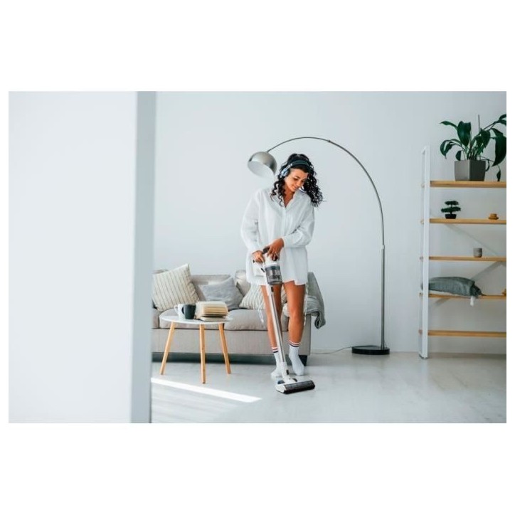 MEDION P350 - Aspirateur Balai sans Fil - Puissance 24 kPa / 350W - Capteur de poussiere - HEPA H13 - Ecran Tactile LED MEDION P350 - Aspirateur Balai sans Fil - Puissance 24 kPa / 350W - Capteur de poussiere - HEPA H13 - Ecran Tactile LED
