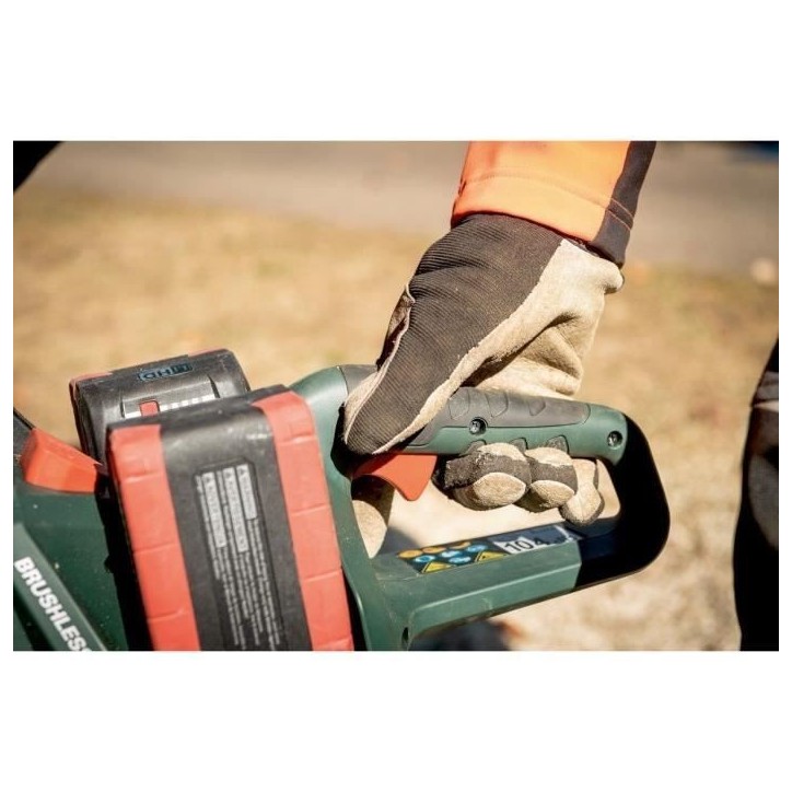 Tronçonneuse sans fil METABO MS 36-18 LTX BL 40 T- 18 V - Carton Tronçonneuse sans fil METABO MS 36-18 LTX BL 40 T- 18 V - Carton