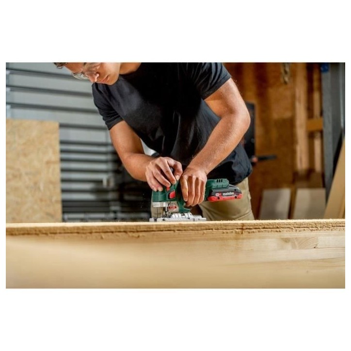 Scie sauteuse sans fil - METABO - STA 18 LTX 150 BL - 18 V - MetaBOX 145 L Scie sauteuse sans fil - METABO - STA 18 LTX 150 BL - 18 V - MetaBOX 145 L