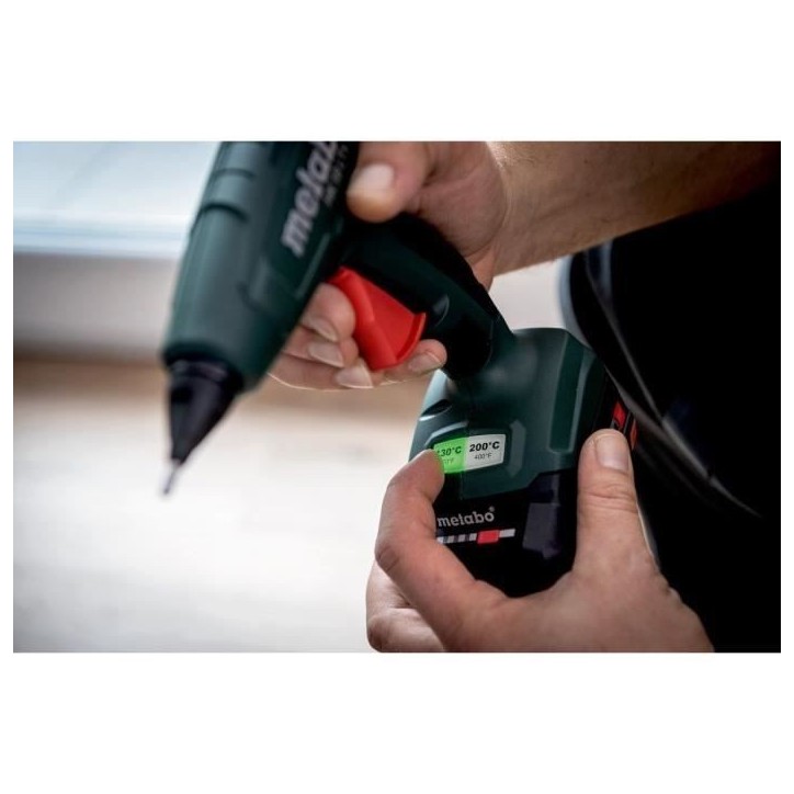 Pistolet a colle chaud sans fil - METABO - HK 18 LTX 20 - 18 V - MetaBOX 145 Pistolet a colle chaud sans fil - METABO - HK 18 LTX 20 - 18 V - MetaBOX 145