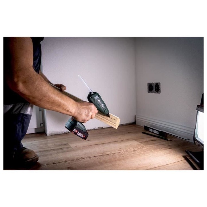 Pistolet a colle chaud sans fil - METABO - HK 18 LTX 20 - 18 V - MetaBOX 145 Pistolet a colle chaud sans fil - METABO - HK 18 LTX 20 - 18 V - MetaBOX 145