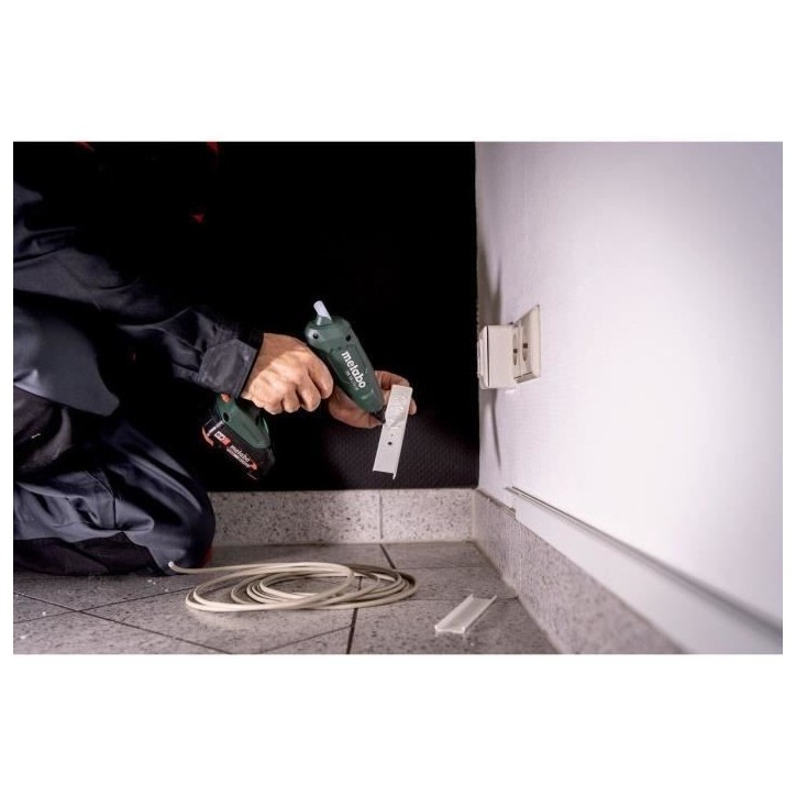 Pistolet a colle chaud sans fil - METABO - HK 18 LTX 20 - 18 V - MetaBOX 145 Pistolet a colle chaud sans fil - METABO - HK 18 LTX 20 - 18 V - MetaBOX 145