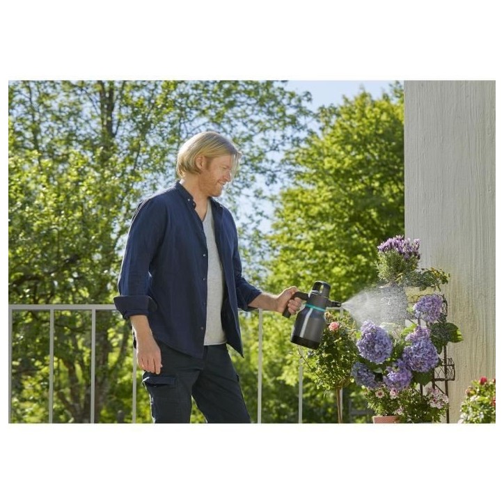 Pulvérisateur a pression GARDENA - Capacité 1.25L - Utilisation 360° - Indicateur de niveau intégré