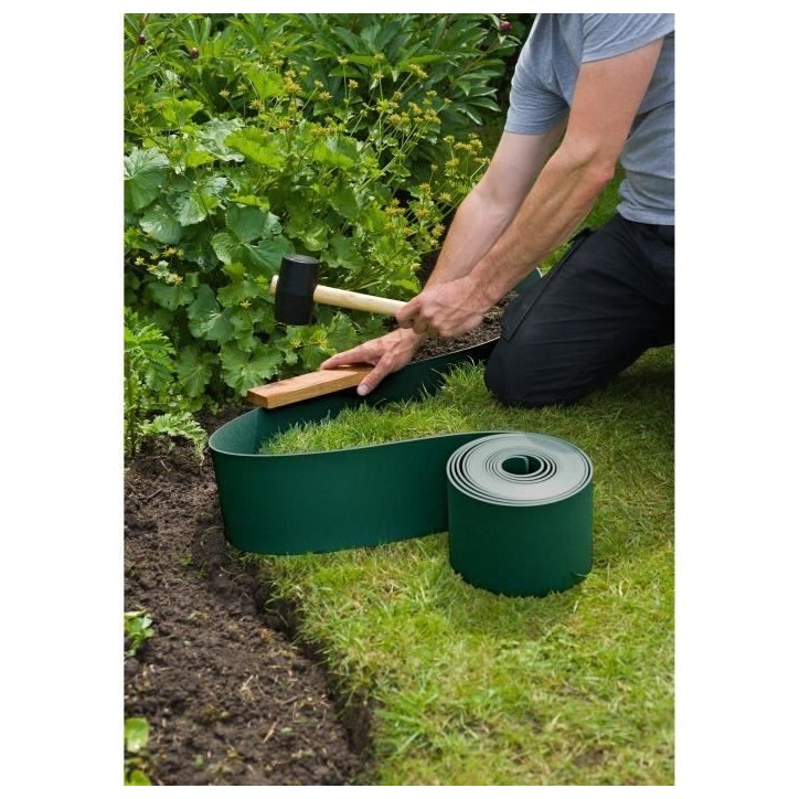 Bordure de jardin en polypropylene NATURE - Epaisseur 3 mm - H 15 cm x 10 m - Vert Bordure de jardin en polypropylene NATURE - Epaisseur 3 mm - H 15 cm x 10 m - Vert