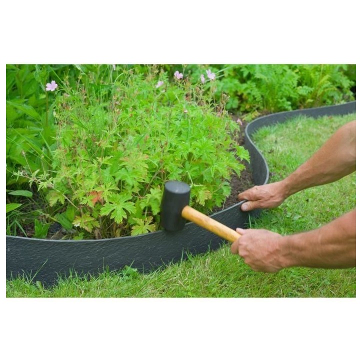 Nature Bordure de jardin 0,12x12 m 5 mm noir 446388