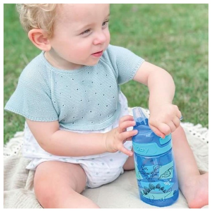 Lot de 2 gourdes - NUBY - Incredible Gulp - 360 ml - Dinosaures Lot de 2 gourdes - NUBY - Incredible Gulp - 360 ml - Dinosaures