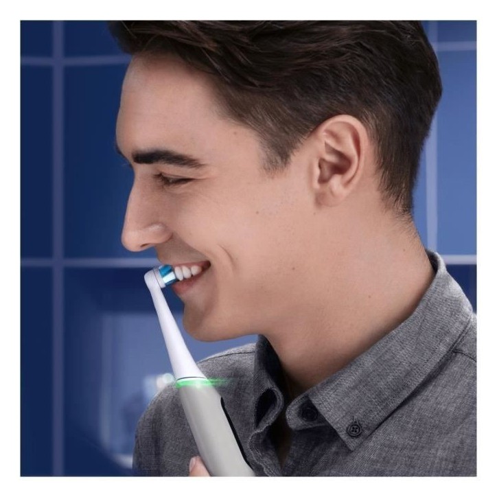Oral-B iO 6S Brosse a Dents Électrique connectée Bluetooth Grise, 2 Brossettes, 1 Étui De Voyage Oral-B iO 6S Brosse a Dents Électrique connectée Bluetooth Grise, 2 Brossettes, 1 Étui De Voyage