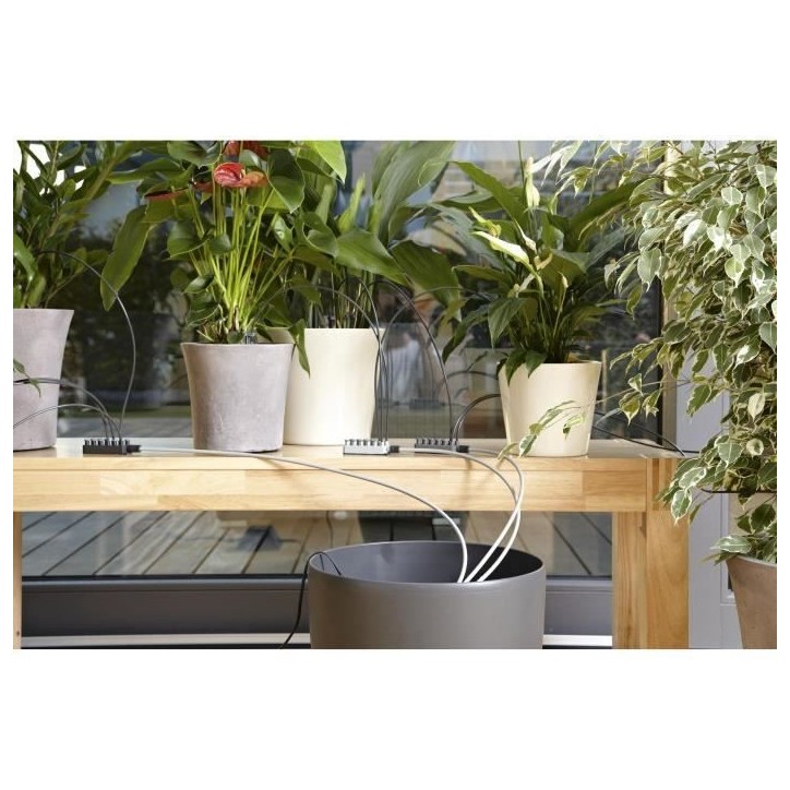 Arrosoir automatique de vacances - GARDENA - Kit complet pour arrosage - Capacité max 36 plantes - Programmable