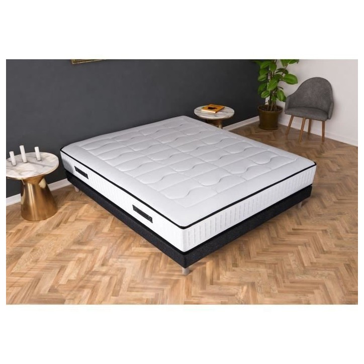 URBAN Collections BERLIN Matelas 140 x 190cm - 792 ressorts ensachés - 7 zones de confort - 30 cm - Ferme URBAN Collections BERLIN Matelas 140 x 190cm - 792 ressorts ensachés - 7 zones de confort - 30 cm - Ferme