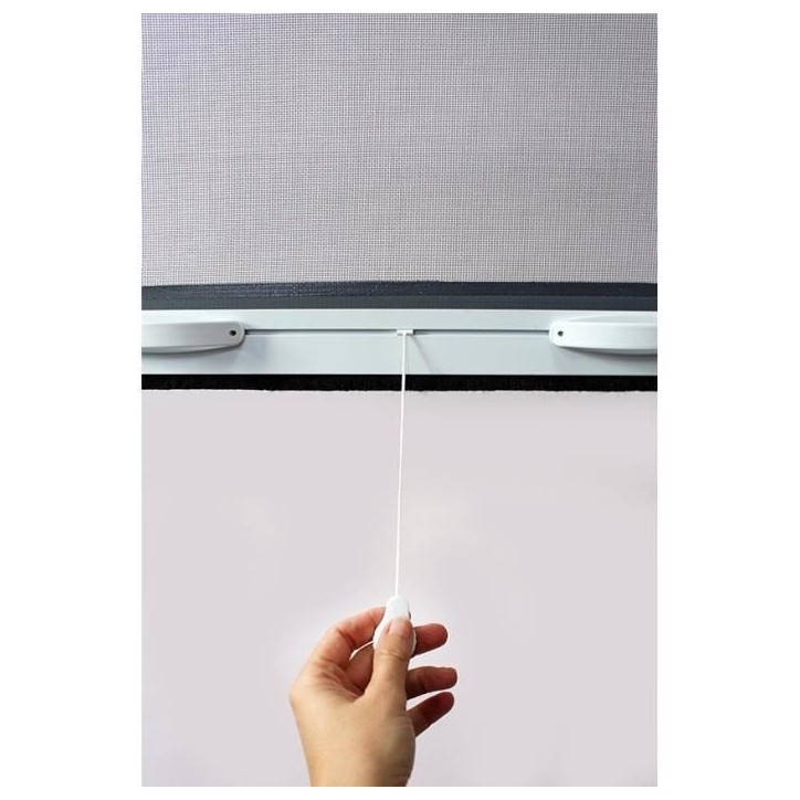 Moustiquaire de fenetre L125 x H145 cm en aluminium laqué blanc - Recoupable en largeur et hauteur. Moustiquaire de fenetre L125 x H145 cm en aluminium laqué blanc - Recoupable en largeur et hauteur.